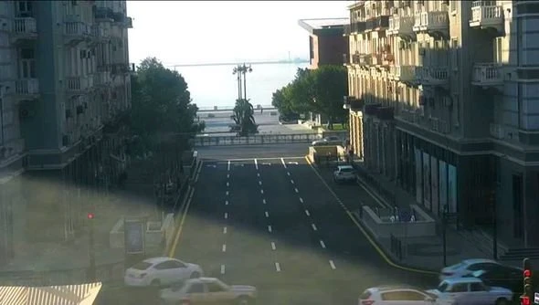 В центре Баку открылась дорога, закрытая на ремонт