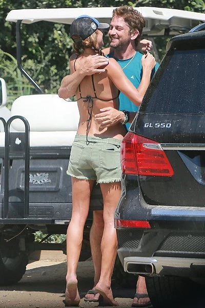 Папарацци подловили Джерарда Батлера с новой пассией