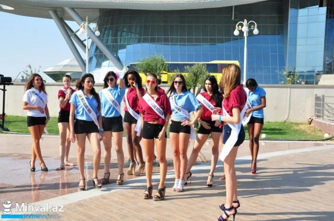 Участницы «Miss Globe İnternational» отдыхают в Khazar Islands (видео)