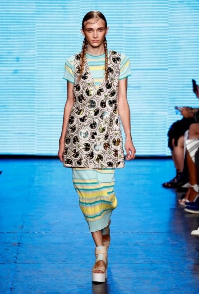 По следам Пежича: 21-летний Став Страшко вышел на подиум NYFW