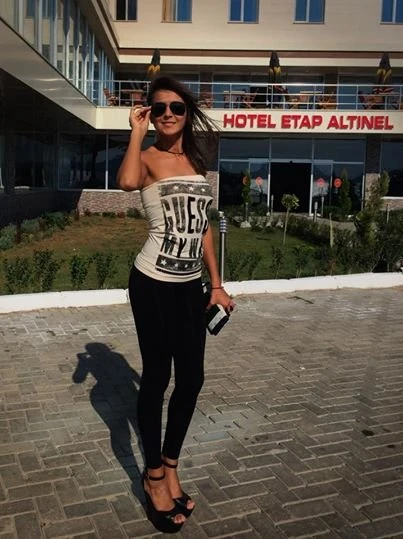 Азербайджанская модель Тамилла Гамидова в финале «Miss Exclusive of the World-2014»