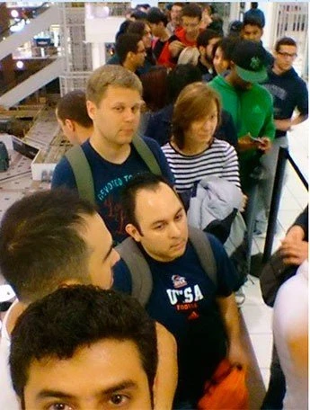 Азербайджанец отправился в Америку купить iPhone 6