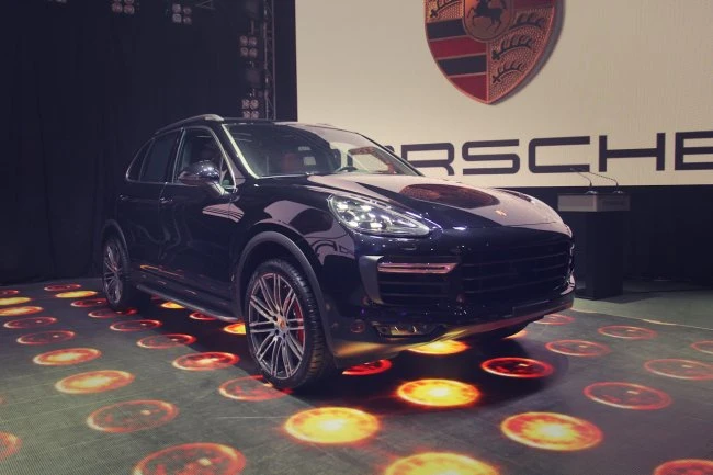 В Баку представлен новый Porsche Cayenne