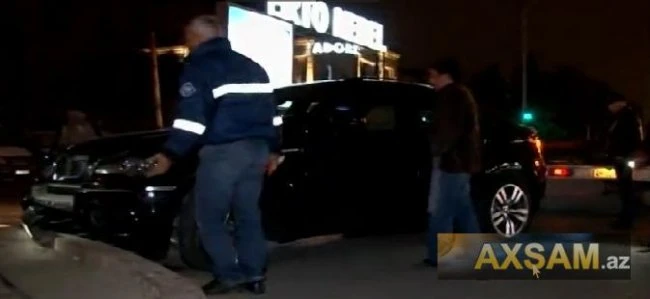 Известный азербайджанский певец попал в ДТП