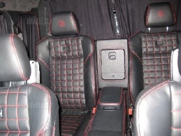 В Баку Mercedes продается за 320 тысяч долларов