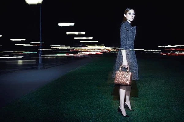 Марион Котийяр в новой рекламной кампании Lady Dior
