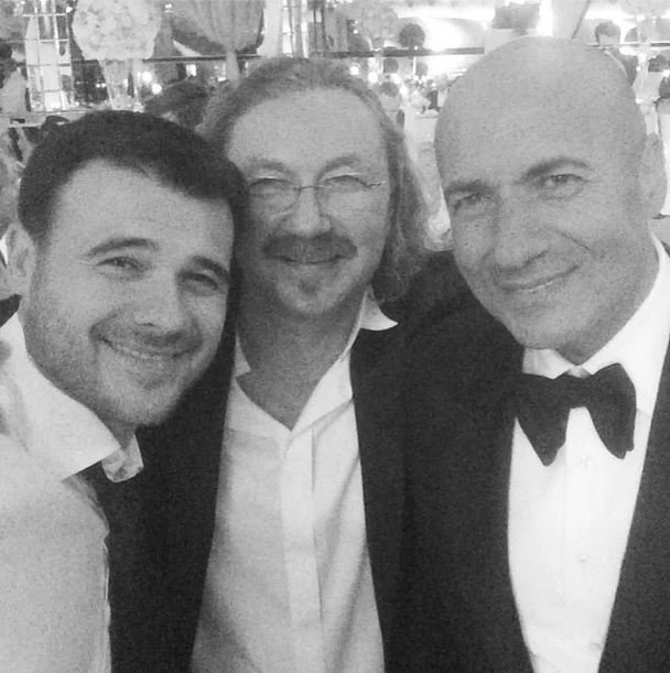 Премьера: EMIN представил вторую часть клипа «Начистоту» с Кэти Топурией (видео)