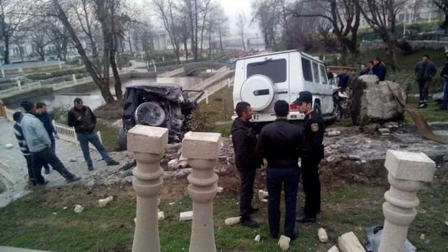 Авария на полмиллиона долларов в Азербайджане