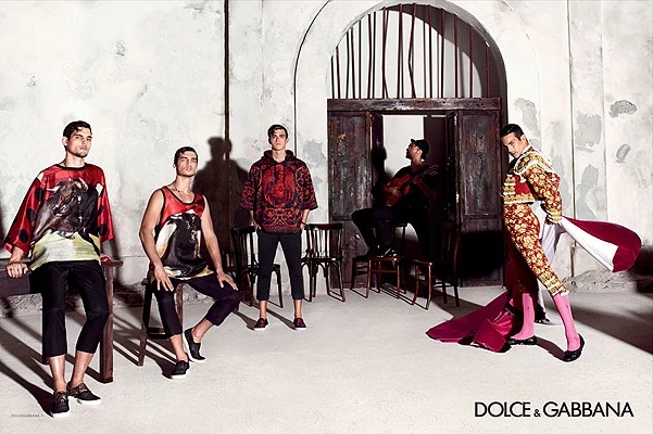 Испанские мотивы: рекламная кампания Dolce&Gabbana (видео)