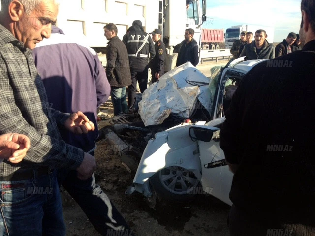 Ужасное ДТП на дороге Баку-Губа