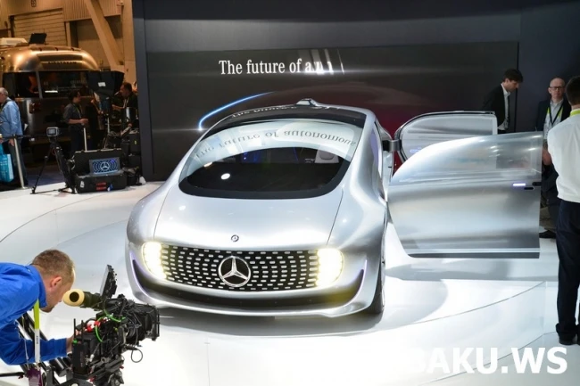 Унылый взгляд в будущее – Mercedes F 015
