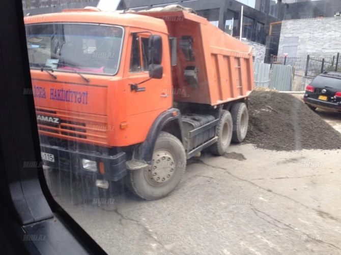 В центре Баку образовалась большая пробка