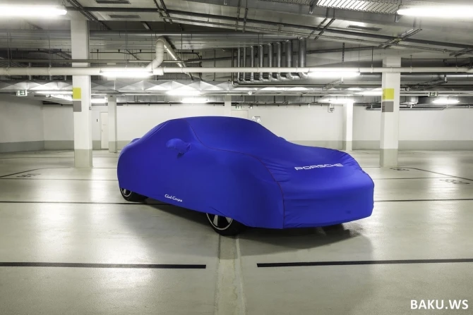 В юбилей Porsche 911 примерил клубный пиджак