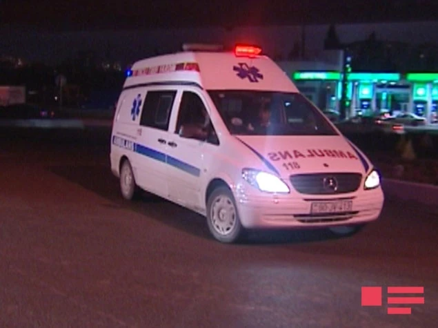 В Баку в ДТП пострадали подростки