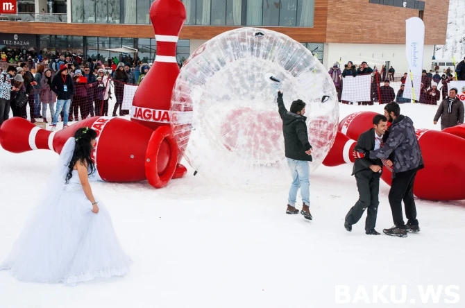 Впервые в Азербайджане с успехом состоялся экстремальный проект JAGUAR SnowBowling (видео)