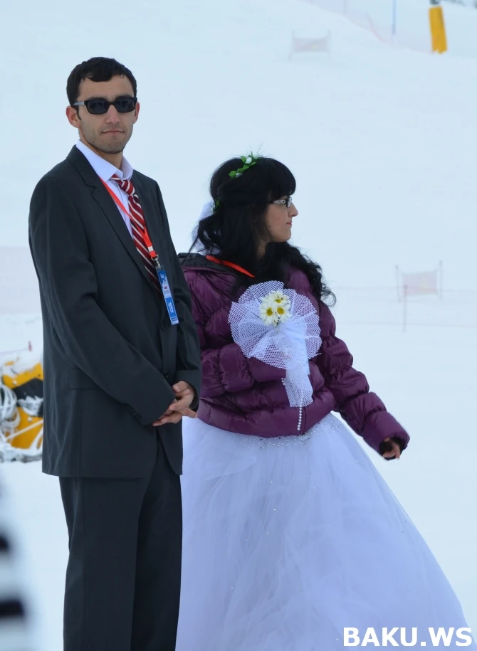 Впервые в Азербайджане с успехом состоялся экстремальный проект JAGUAR SnowBowling (видео)
