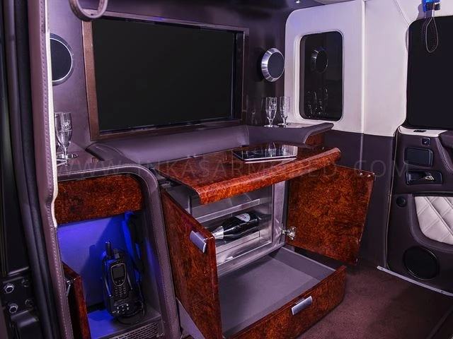 Бронированный на 1 000 000 долларов Mercedes G63 AMG