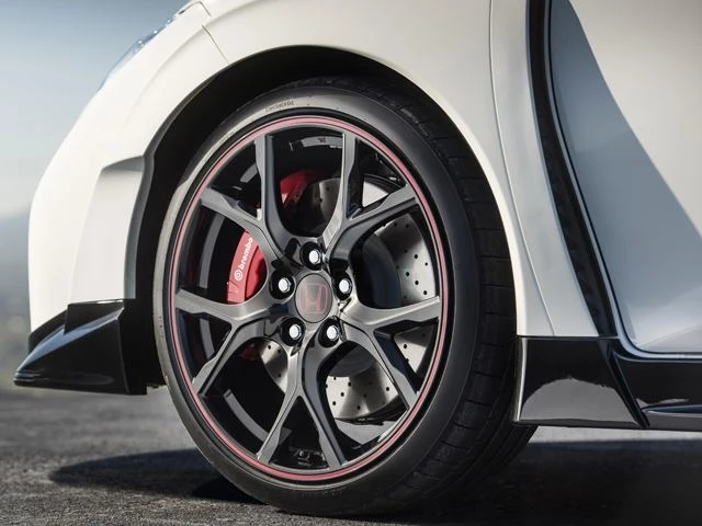 Honda обещает довести максимальную скорость для Civic Type R до 260 км/ч