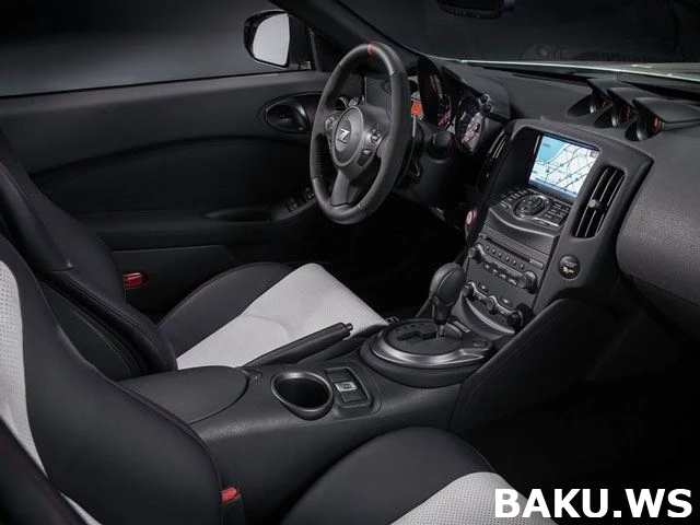 Автошоу в Чикаго: Родстер Nissan 370Z Nismo