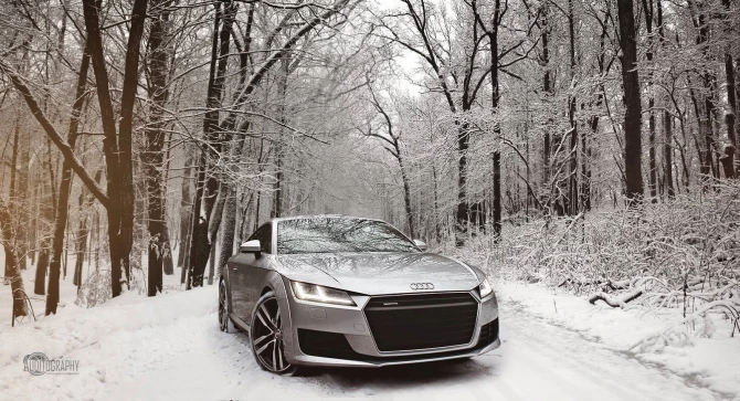 2015 Audi TT в образе снежного ангелочка