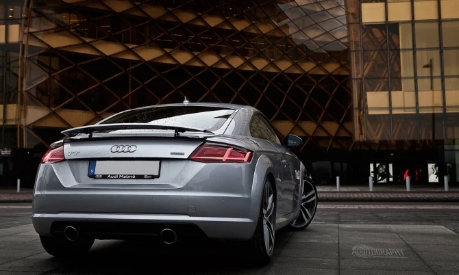 2015 Audi TT в образе снежного ангелочка