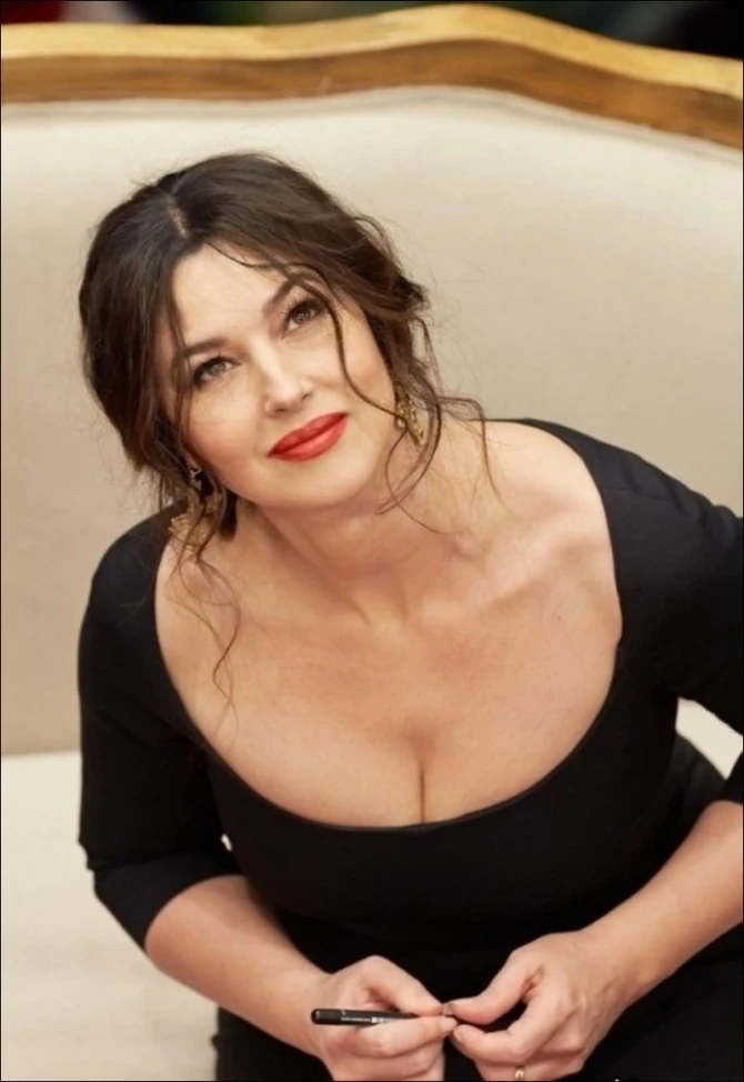 Как изменилась Моника Беллуччи за 35 лет