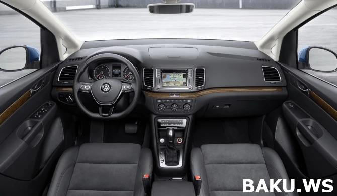 Volkswagen Sharan получил новые движки и опции