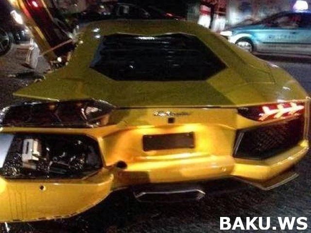 Lamborghini Aventador столкнулся с быком