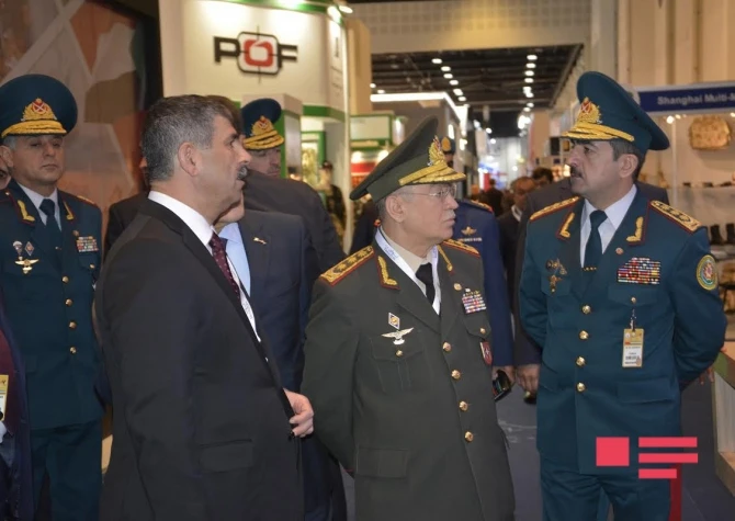 Азербайджан представлен на международной оборонной выставке IDEX-2015