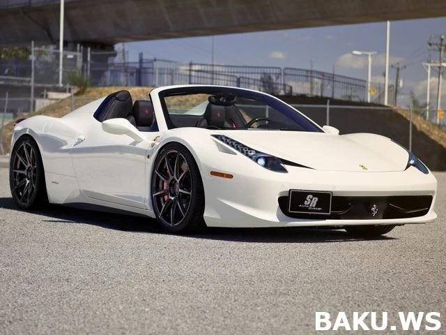В стельку пьяный водитель разбил Ferrari 458 Italia