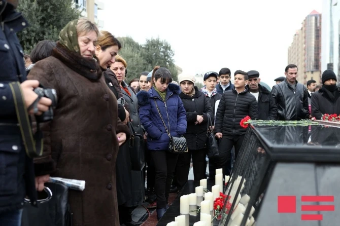 В Азербайджане поминают жертв Ходжалинского геноцида