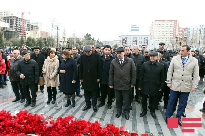 В Азербайджане поминают жертв Ходжалинского геноцида