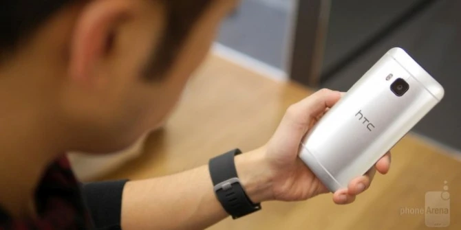 Смартфон HTC One M9 официально представлен