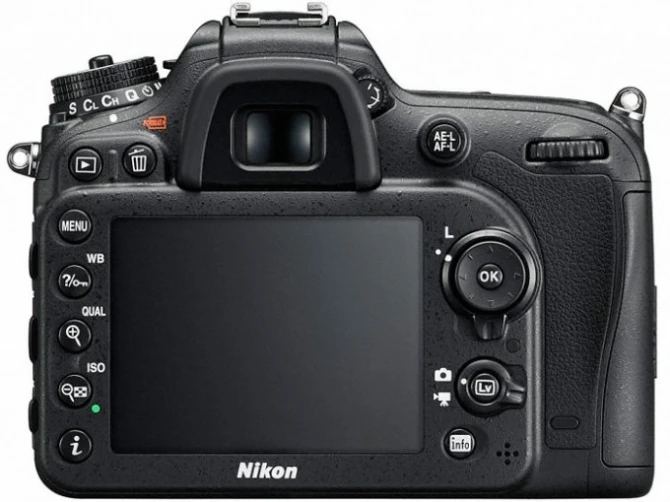 Зеркальная камера Nikon D7200 формата DX с поддержкой NFC