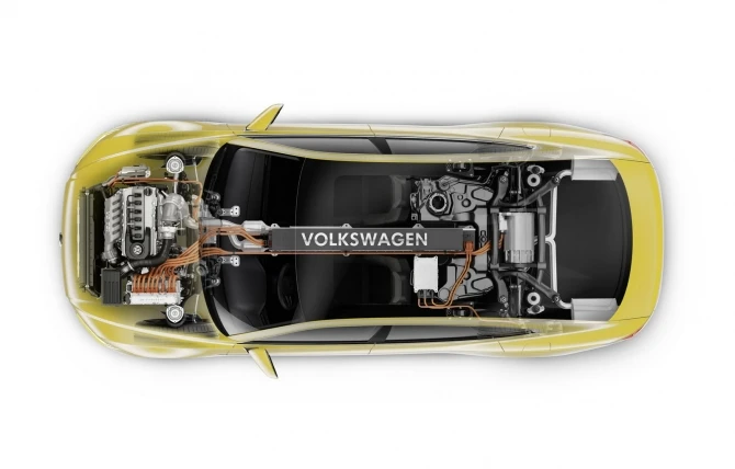 Женева 2015: Будущее поколение СС за концептом Volkswagen Sport Coupe GTE (видео)