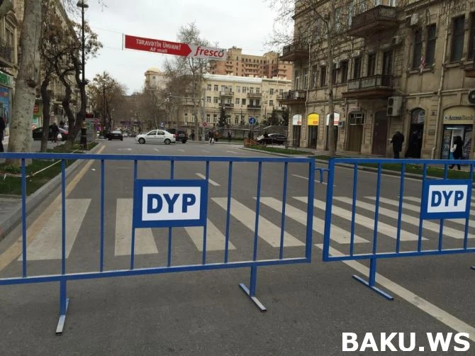 Движение в центре Баку парализовано (видео)