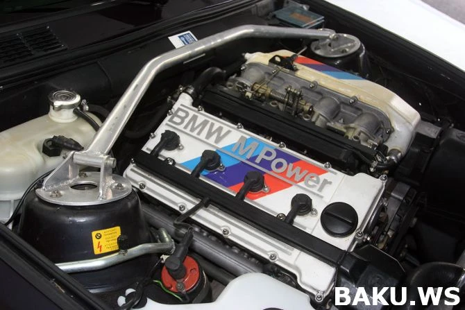 Винтажный BMW за $100 000 ждет своего владельца