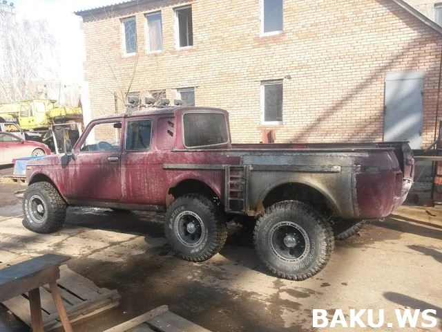 Так в России задешево имитируют G 63 AMG 6x6