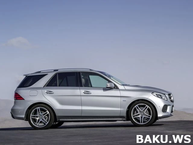 Печальная новость: Легенда 90-х Mercedes M-class прекратил существование