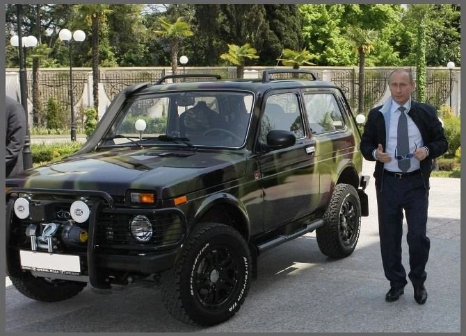 6 знаменитых автомобилей Путина