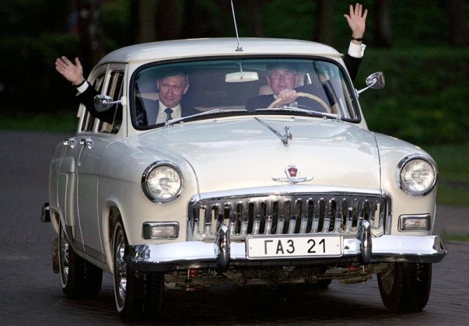 6 знаменитых автомобилей Путина
