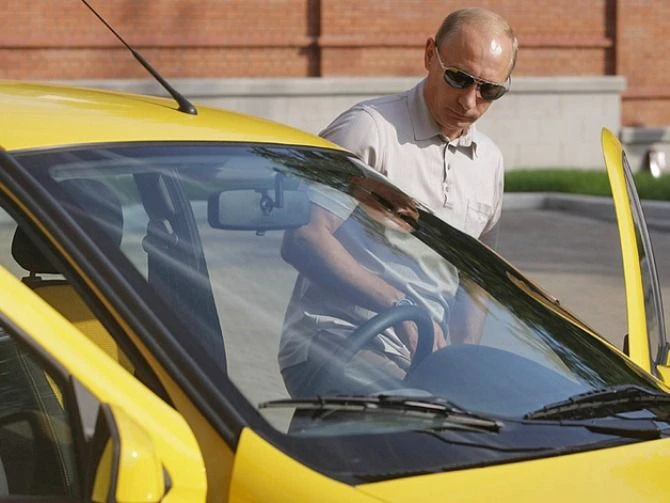 6 знаменитых автомобилей Путина