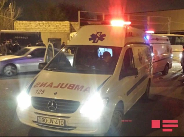 B Баку столкнулись 10 автомобилей, есть жертва