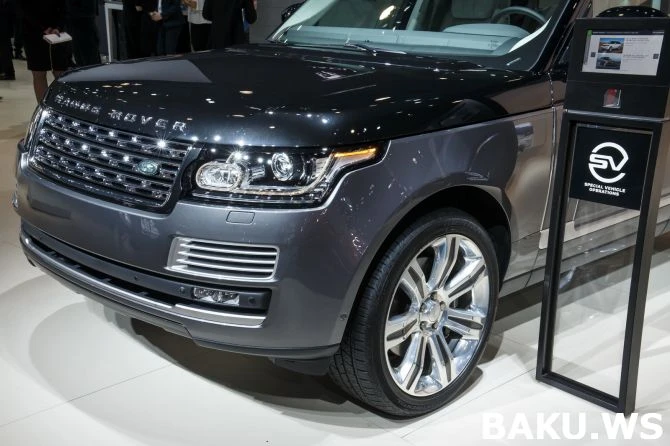Нью-Йорк 2015: Лакшери лонг Range Rover SVAutobiography