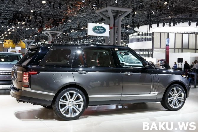 Нью-Йорк 2015: Лакшери лонг Range Rover SVAutobiography