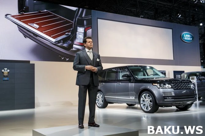 Нью-Йорк 2015: Лакшери лонг Range Rover SVAutobiography