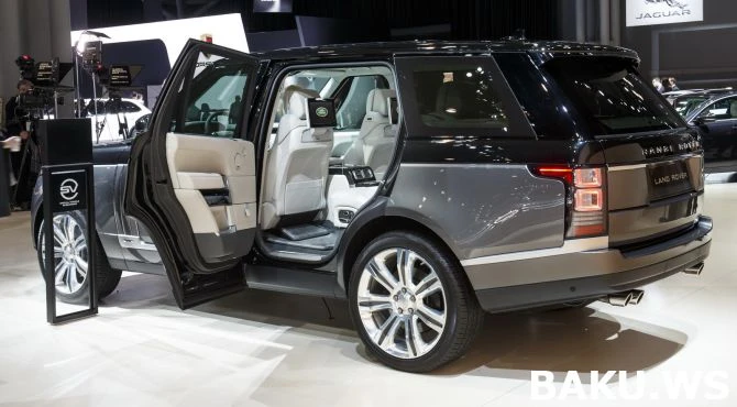 Нью-Йорк 2015: Лакшери лонг Range Rover SVAutobiography