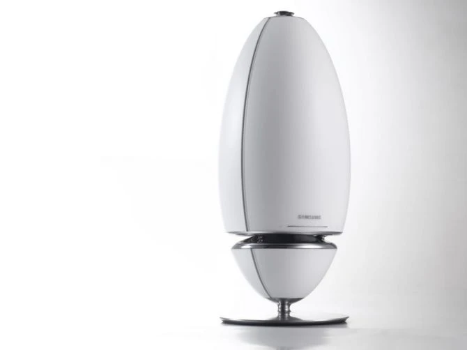 Беспроводной динамик Samsung Radiant 360 R7 за $500