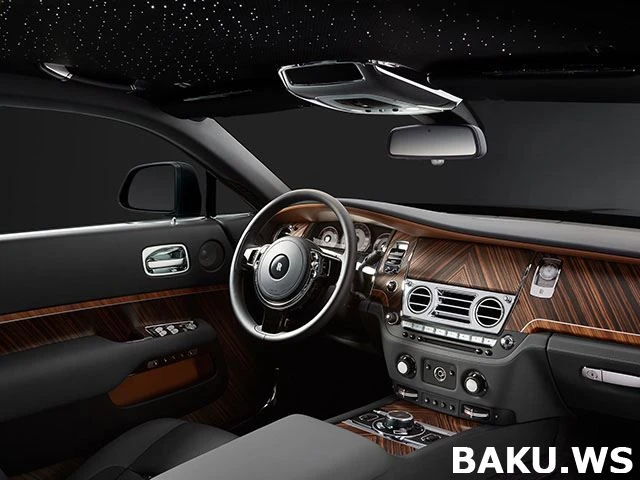 Роскошный Rolls-Royce получил еще одну Special версию (видео)