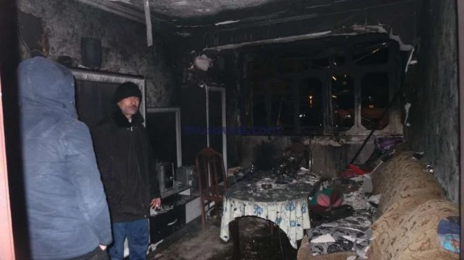 Все, что осталось от сгоревшей девятиэтажки на проспекте Нобеля (видео)